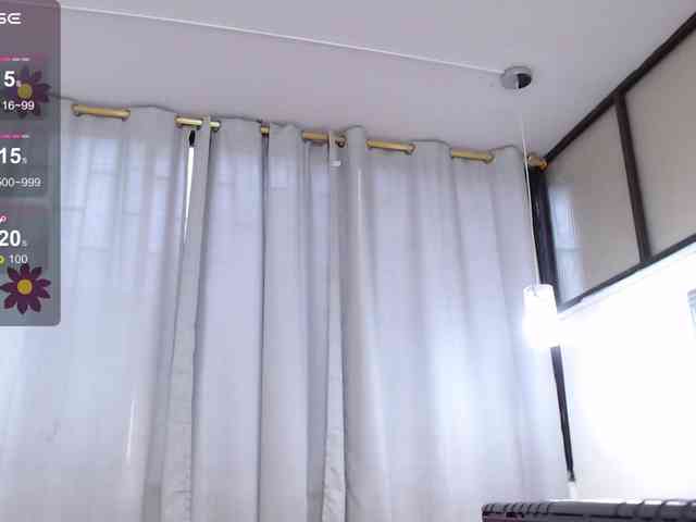 Annie-miller webcam