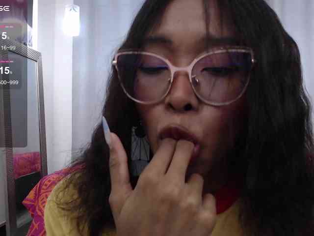Annie-miller webcam