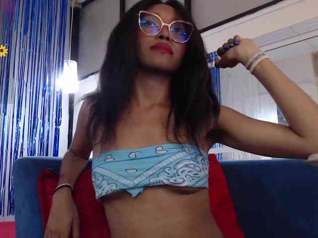 Annie-miller webcam