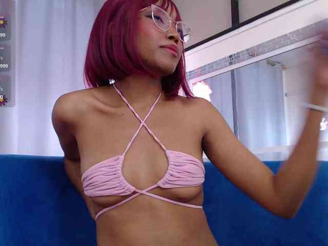 Annie-miller webcam