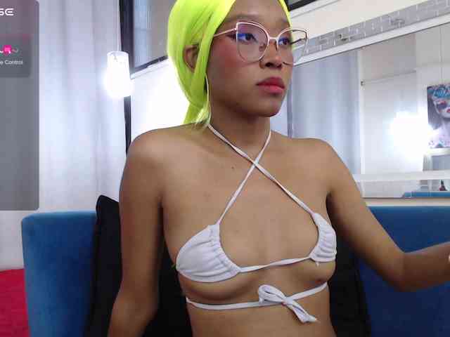 Annie-miller webcam