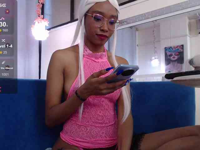Annie-miller webcam