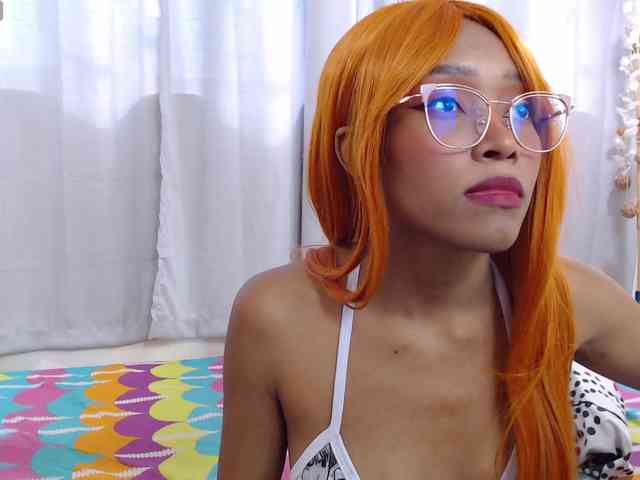 Annie-miller webcam