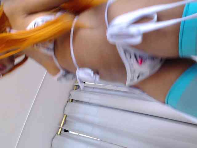 Annie-miller webcam