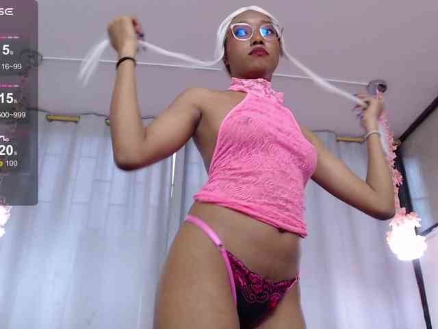 Annie-miller webcam