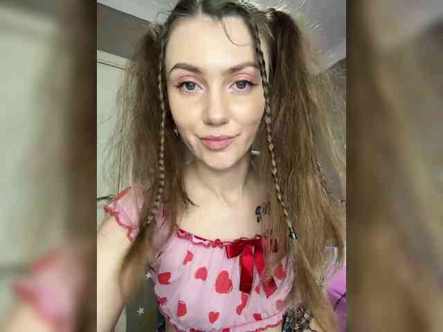 KristinaMoonx webcam