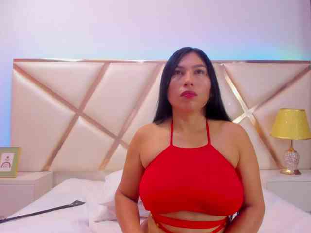 KarinaGomez webcam