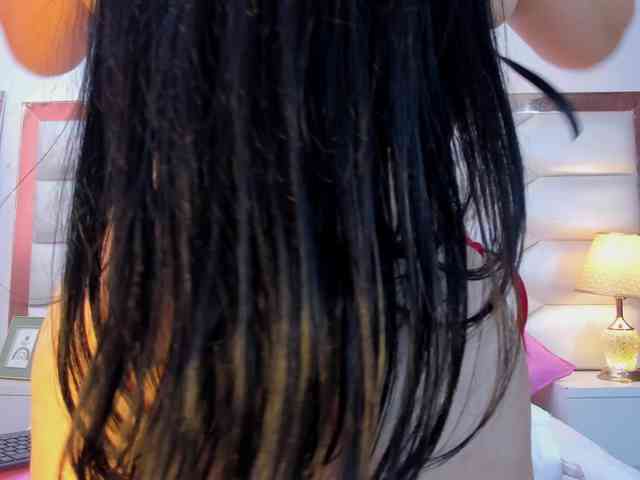 KarinaGomez webcam