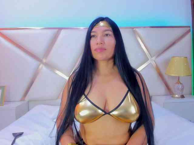 KarinaGomez webcam