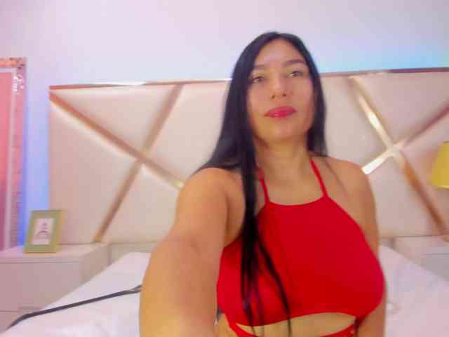 KarinaGomez webcam