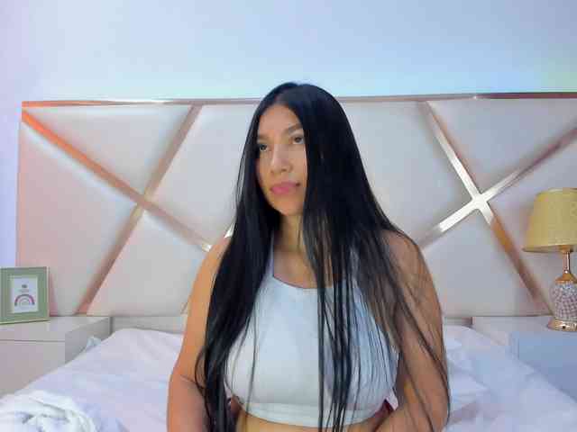 KarinaGomez webcam