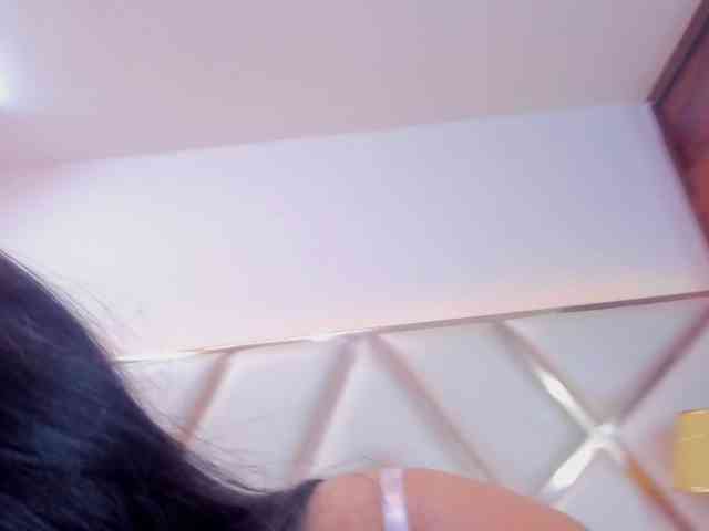 KarinaGomez webcam