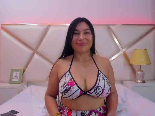 KarinaGomez webcam