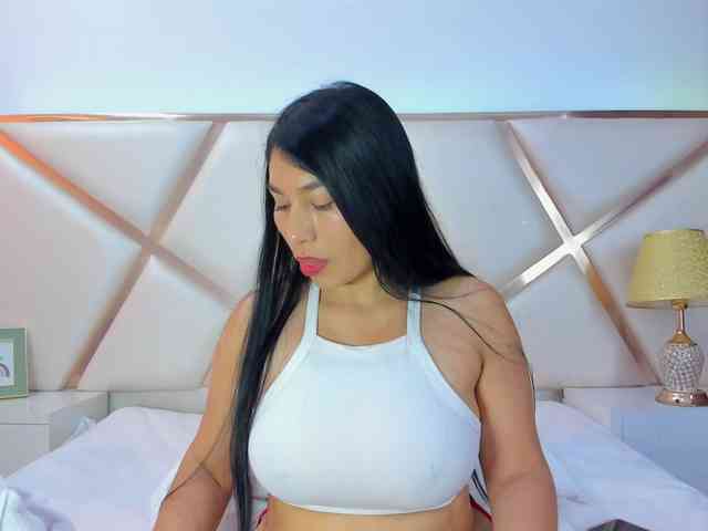 KarinaGomez webcam