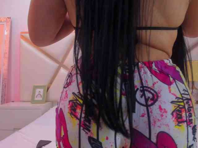 KarinaGomez webcam