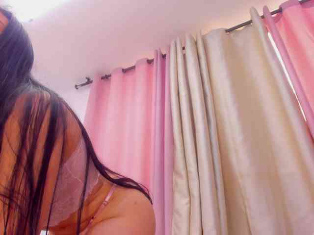 KarinaGomez webcam