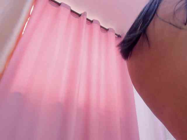 KarinaGomez webcam