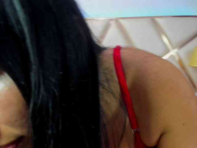 KarinaGomez webcam