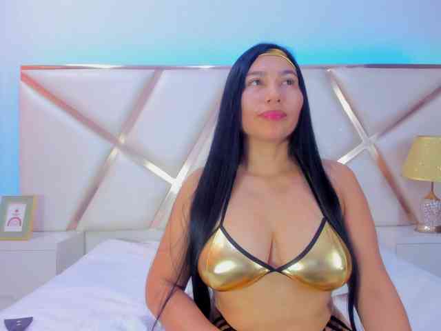 KarinaGomez webcam