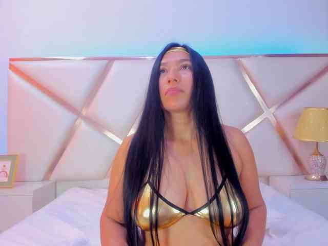KarinaGomez webcam
