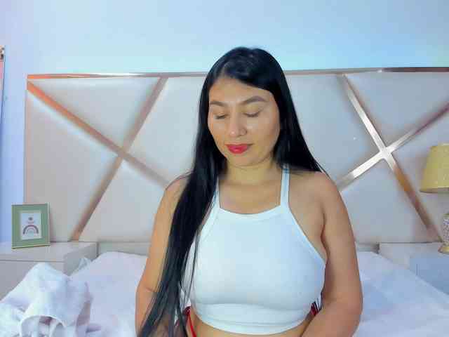 KarinaGomez webcam