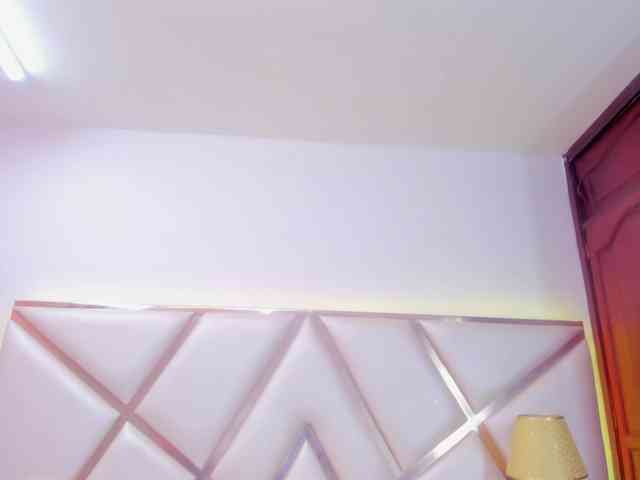 KarinaGomez webcam