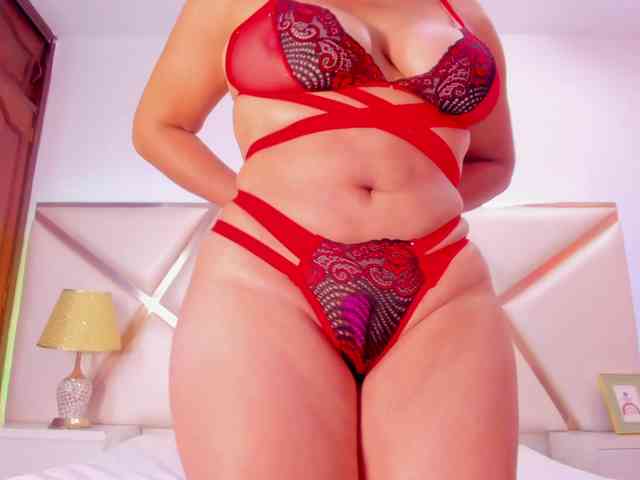 KarinaGomez webcam
