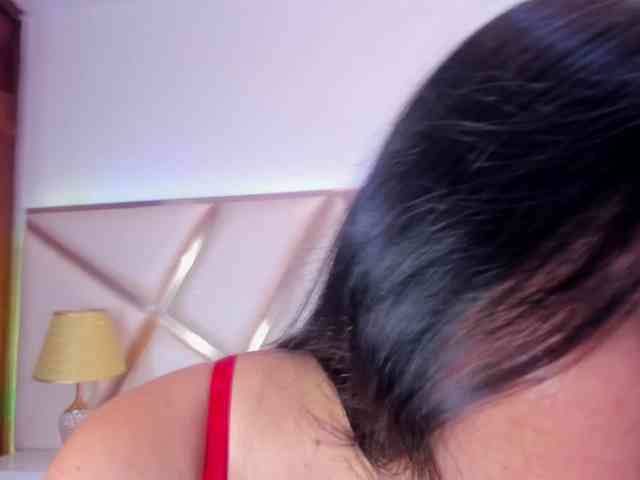 KarinaGomez webcam