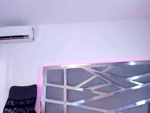 KarinaGomez webcam