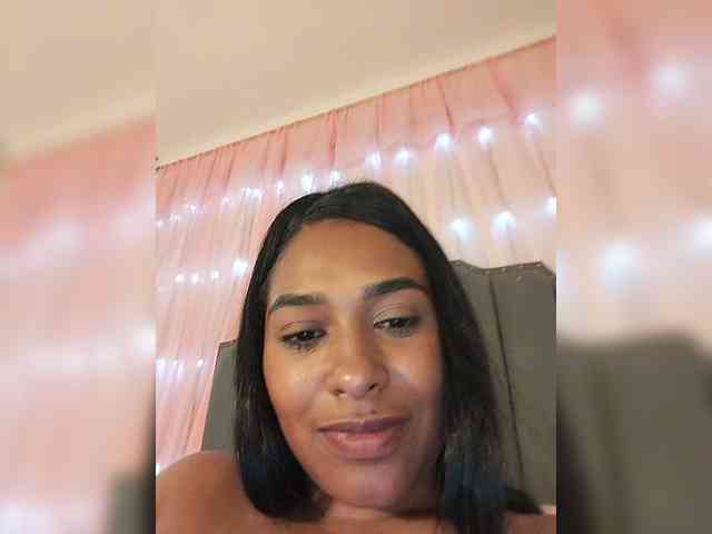 Ericajohnson12 webcam