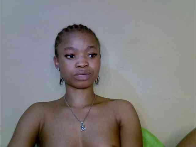 Emilylove1 webcam