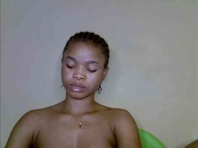 Emilylove1 webcam