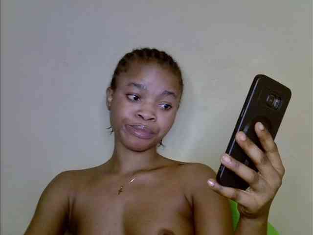 Emilylove1 webcam