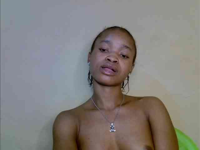 Emilylove1 webcam
