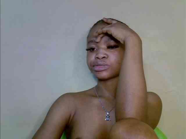 Emilylove1 webcam