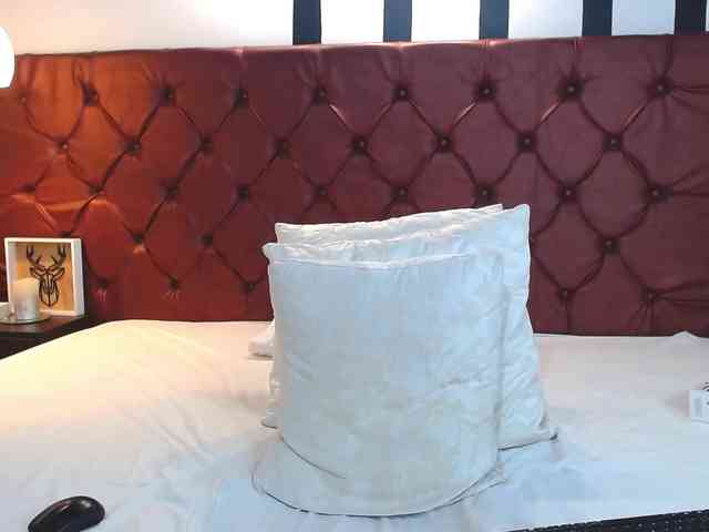 LouiseBallen webcam