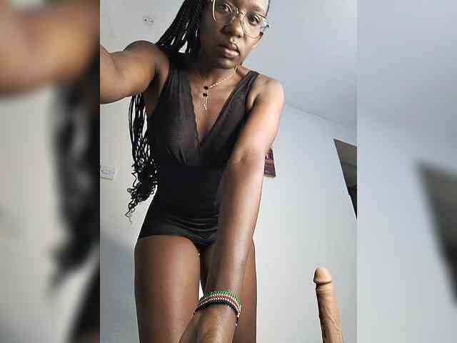 Miss025-Temptation webcam