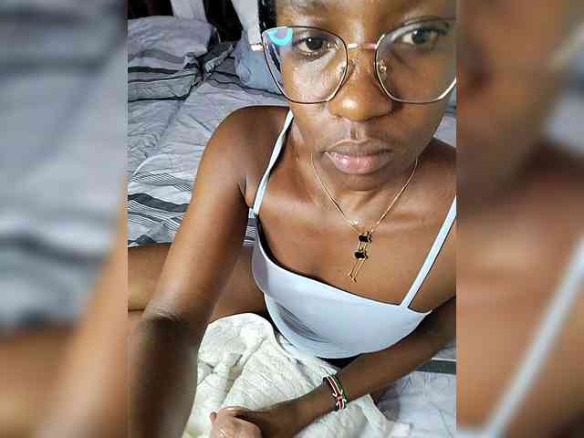Miss025-Temptation webcam