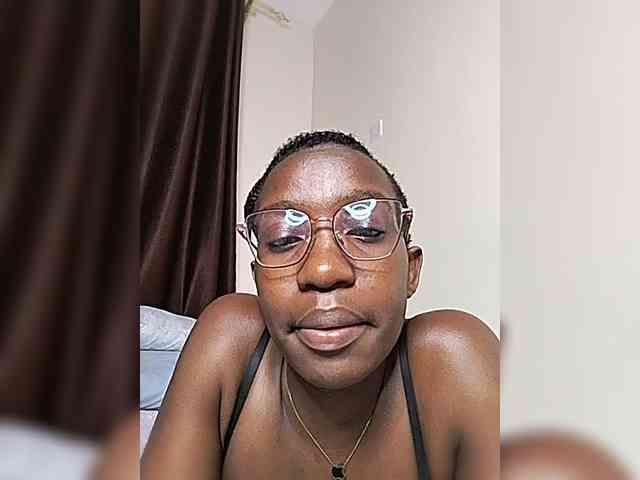 Miss025-Temptation webcam