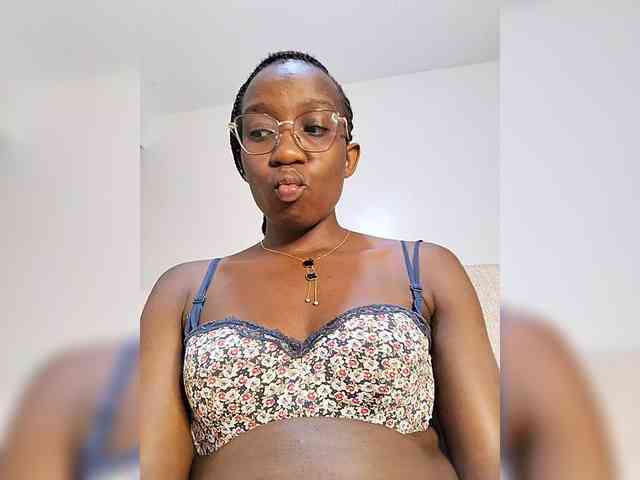Miss025-Temptation webcam