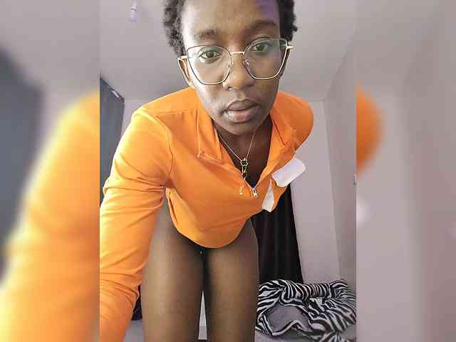 Miss025-Temptation webcam