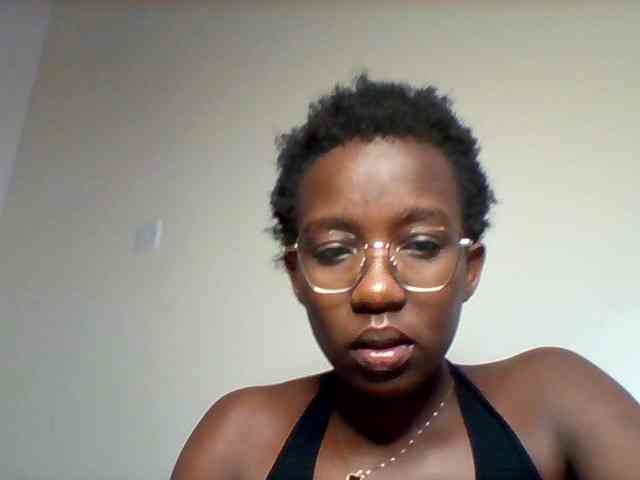 Miss025-Temptation webcam
