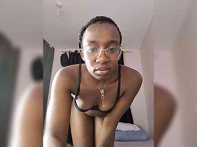 Miss025-Temptation webcam