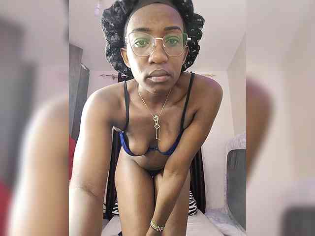 Miss025-Temptation webcam