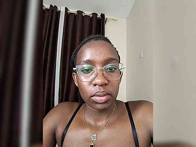 Miss025-Temptation webcam