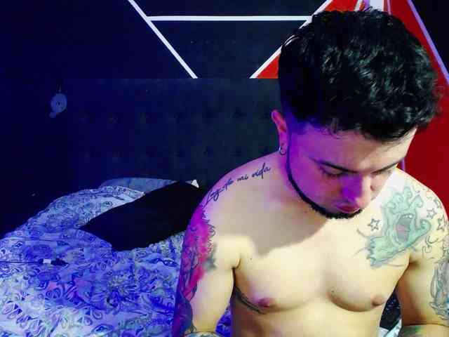 Luckysex8 webcam