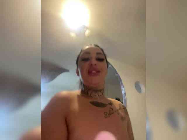 Andreea112