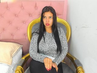 IsabellaLuxe Porn Show