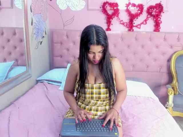 IsabellaLuxe Live Webcam on BongaCams IsabellaLuxe Live Webcam on BongaCams