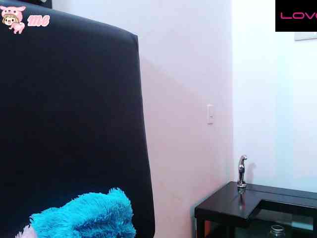 MarcelaGrey webcam